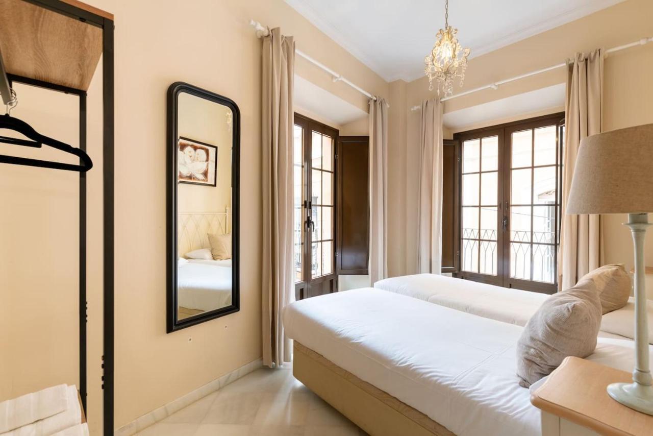 Puente Y Pellon By Thegoodtourist Apartman Sevilla Kültér fotó