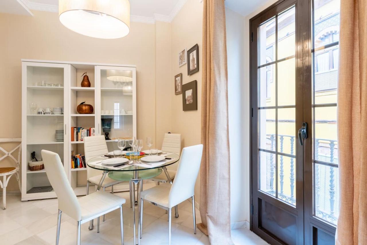Puente Y Pellon By Thegoodtourist Apartman Sevilla Kültér fotó
